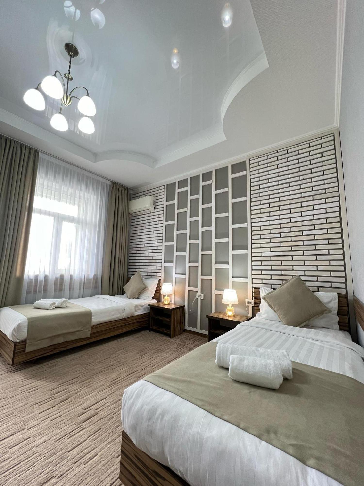 Kausar Hotel Bishkek Exterior photo